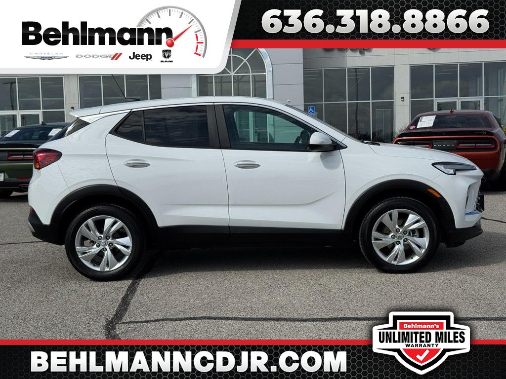 Used 2025 Buick Encore GX Preferred FWD image 1