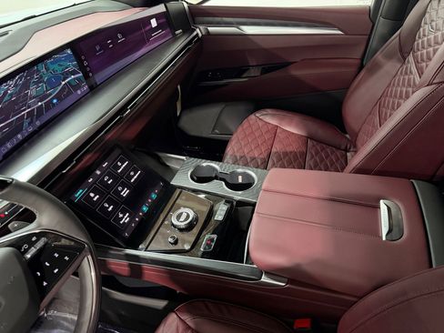 New 2026 Cadillac Escalade Luxury w/ Touring Package AWD/4WD image 42
