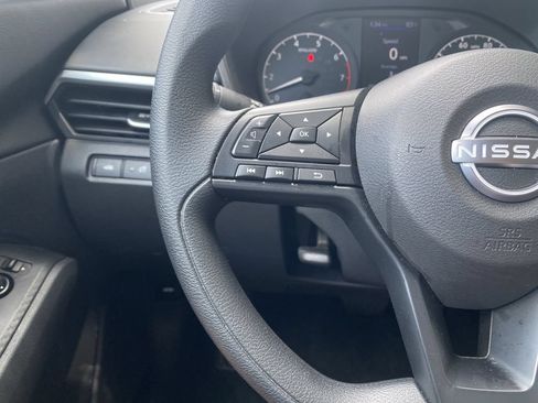 Used 2025 Nissan Altima 2.5 S FWD image 20
