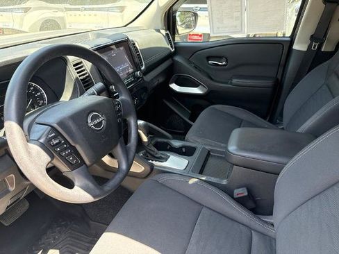Certified 2024 Nissan Frontier SV w/ Technology Package RWD image 10
