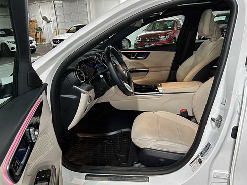 Certified 2025 Mercedes-Benz C 300 Sedan image 23