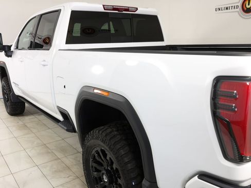 Used 2024 GMC Sierra 2500 AT4 w/ AT4 Premium Plus Package AWD/4WD image 48