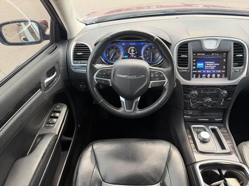 Used 2016 Chrysler 300 Limited RWD image 13