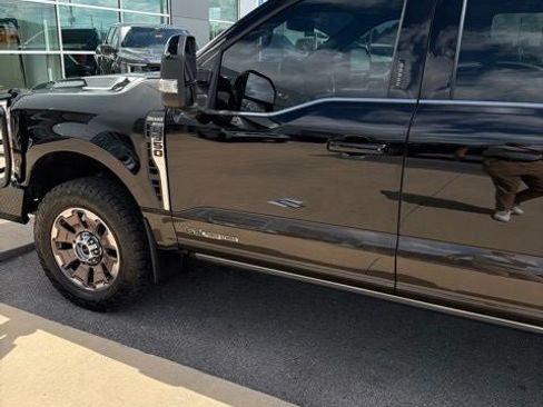 Used 2024 Ford F350 King Ranch AWD/4WD image 9