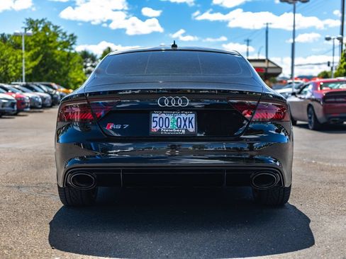 Used 2016 Audi RS 7 Prestige w/ RS 7 Dynamic Package AWD/4WD image 9