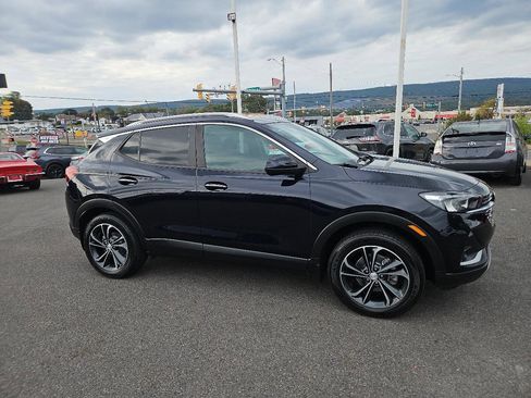 Used 2021 Buick Encore GX Select AWD/4WD image 38