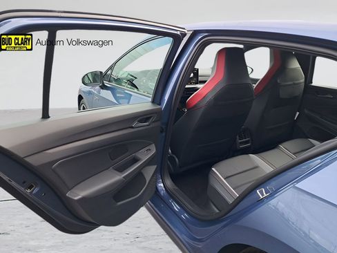 New 2026 Volkswagen GTI SE FWD image 15