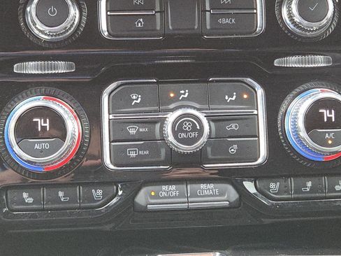 Used 2023 GMC Yukon XL Denali w/ Denali Reserve Package image 37