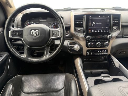Used 2019 RAM 1500 Laramie AWD/4WD image 11
