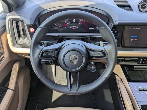 New 2025 Porsche Cayenne Turbo AWD/4WD image 15
