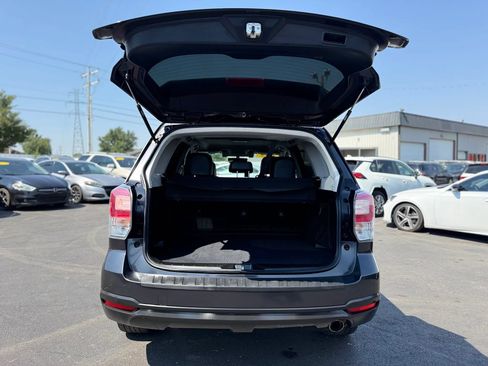 Used 2018 Subaru Forester 2.5i Premium AWD/4WD image 5