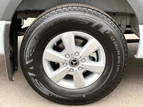 New 2024 Mercedes-Benz Sprinter 2500 image 24