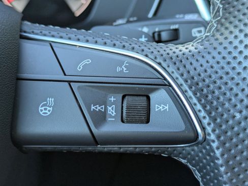 Used 2023 Audi SQ5 Premium Plus w/ Premium Plus Package image 14