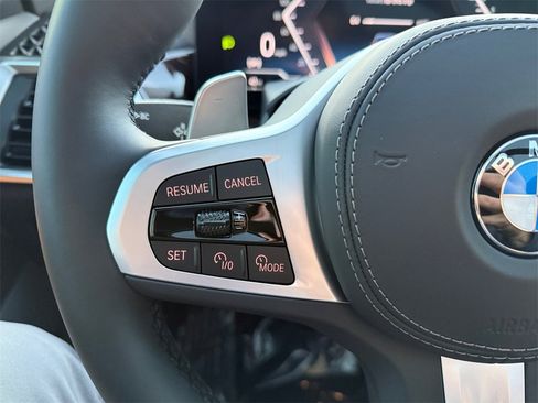 Used 2026 BMW X5 xDrive40i w/ M Sport Package image 31