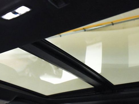 Used 2023 Ford F150 Lariat w/ Equipment Group 502A High image 31