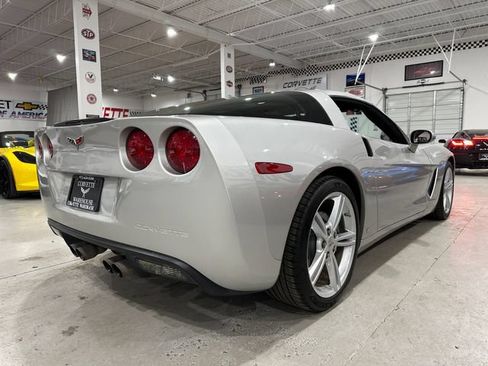 Used 2008 Chevrolet Corvette Coupe RWD image 3