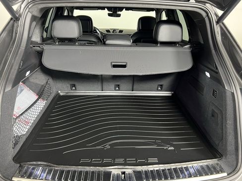 Certified 2023 Porsche Cayenne GTS image 17