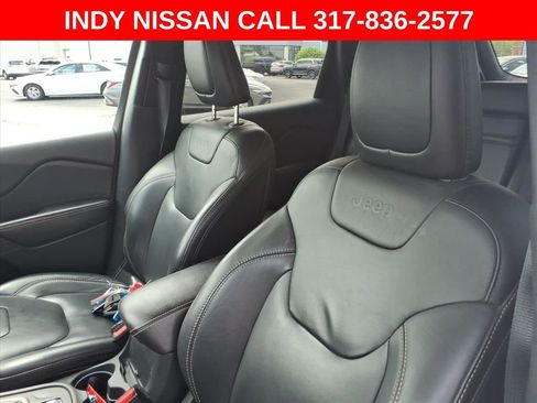 Used 2016 Jeep Cherokee Limited AWD/4WD image 13