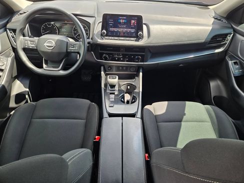 Used 2025 Nissan Rogue S FWD image 15
