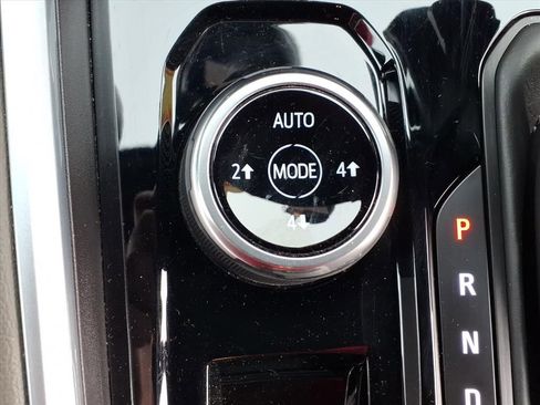 Used 2023 Chevrolet Colorado ZR2 image 16