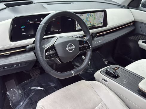 Certified 2023 Nissan Ariya FWD image 15