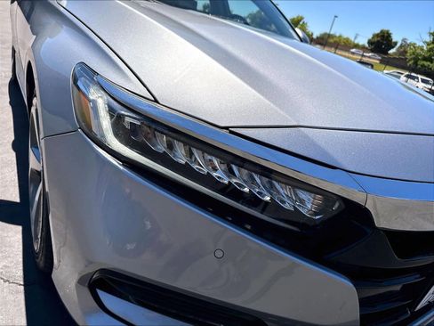 Used 2019 Honda Accord Touring image 28