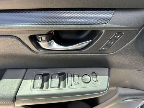 Used 2025 Honda CR-V Sport-L image 16