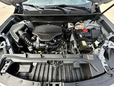 Used 2020 GMC Acadia SLE w/ Driver Convenience Package image 31