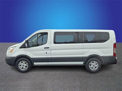 Used 2015 Ford Transit 150 XLT image 7