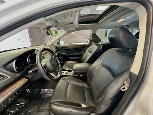 Used 2018 Subaru Outback 2.5i Limited AWD/4WD image 13