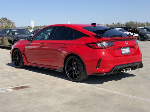 Used 2026 Honda Civic Type R image 6