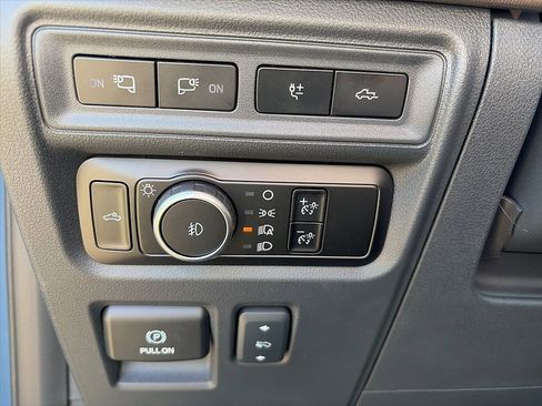 Used 2023 Ford F150 Raptor image 16