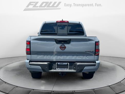 Used 2022 Nissan Frontier Pro-X RWD image 8