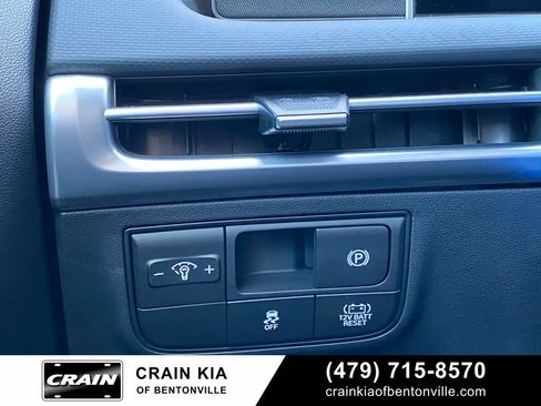 Used 2026 Hyundai Tucson Blue SE w/ Tow & Go Package AWD/4WD image 9