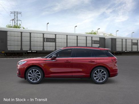 New 2026 Lincoln Corsair Grand Touring image 3