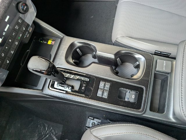 New 2026 Subaru Outback Limited XT AWD/4WD image 14