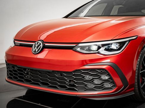 Used 2024 Volkswagen GTI SE image 17