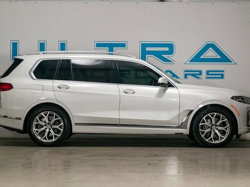 Used 2019 BMW X7 xDrive50i w/ Cold Weather Package image 9