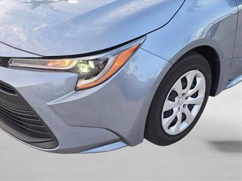 Used 2023 Toyota Corolla LE FWD image 10