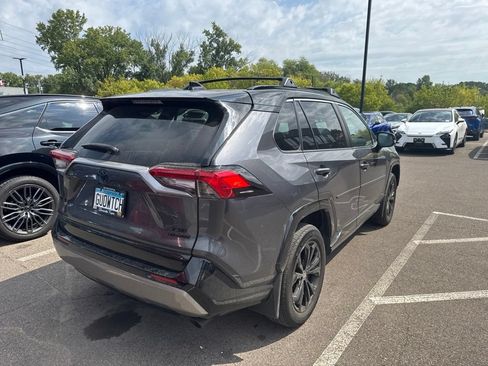 Used 2024 Toyota RAV4 XSE AWD/4WD image 15