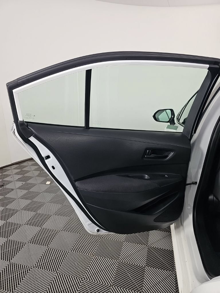 Used 2024 Toyota Corolla LE FWD image 14