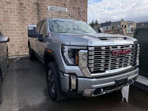 Used 2026 GMC Sierra 2500 Denali w/ Denali Reserve Package AWD/4WD image 2