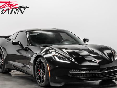Used 2014 Chevrolet Corvette Z51 w/ 2LT Preferred Equipment Group image 15