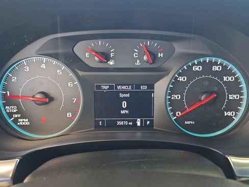 Used 2023 Chevrolet Traverse LS w/ Safety Package FWD image 11