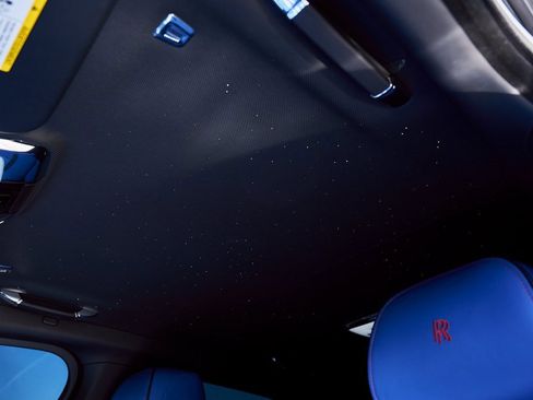 Used 2021 Rolls-Royce Cullinan Black Badge image 54