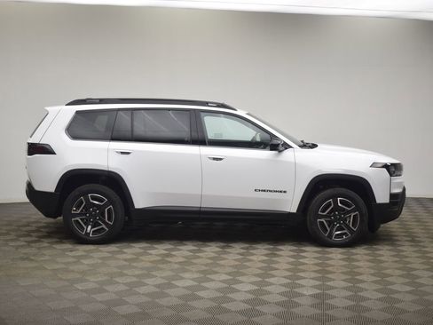 New 2026 Jeep Cherokee Limited image 4