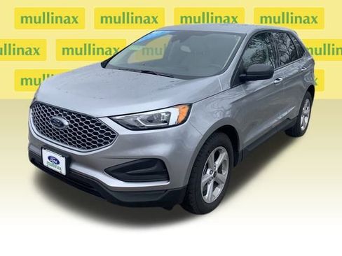 New 2024 Ford Edge SE image 17