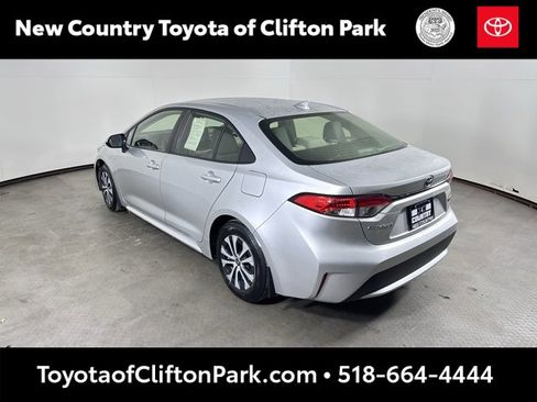 Used 2020 Toyota Corolla LE image 5