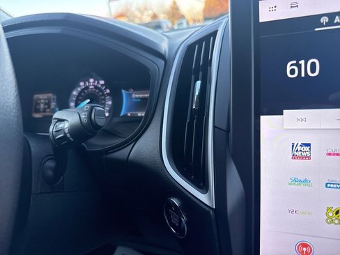 Certified 2022 Ford Edge SE w/ Cargo Accessory Package image 30