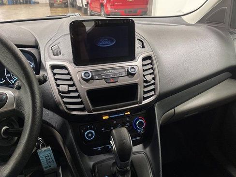 Used 2022 Ford Transit Connect XL w/ Trailer Tow Package FWD image 18